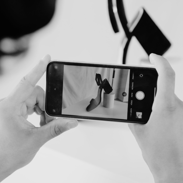 filmer au smartphone prise de vue erreur courante illustration pour article blog agence ekyo sur 6 erreurs a eviter